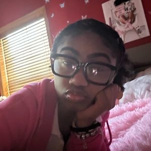 Meet your Posher, Dior